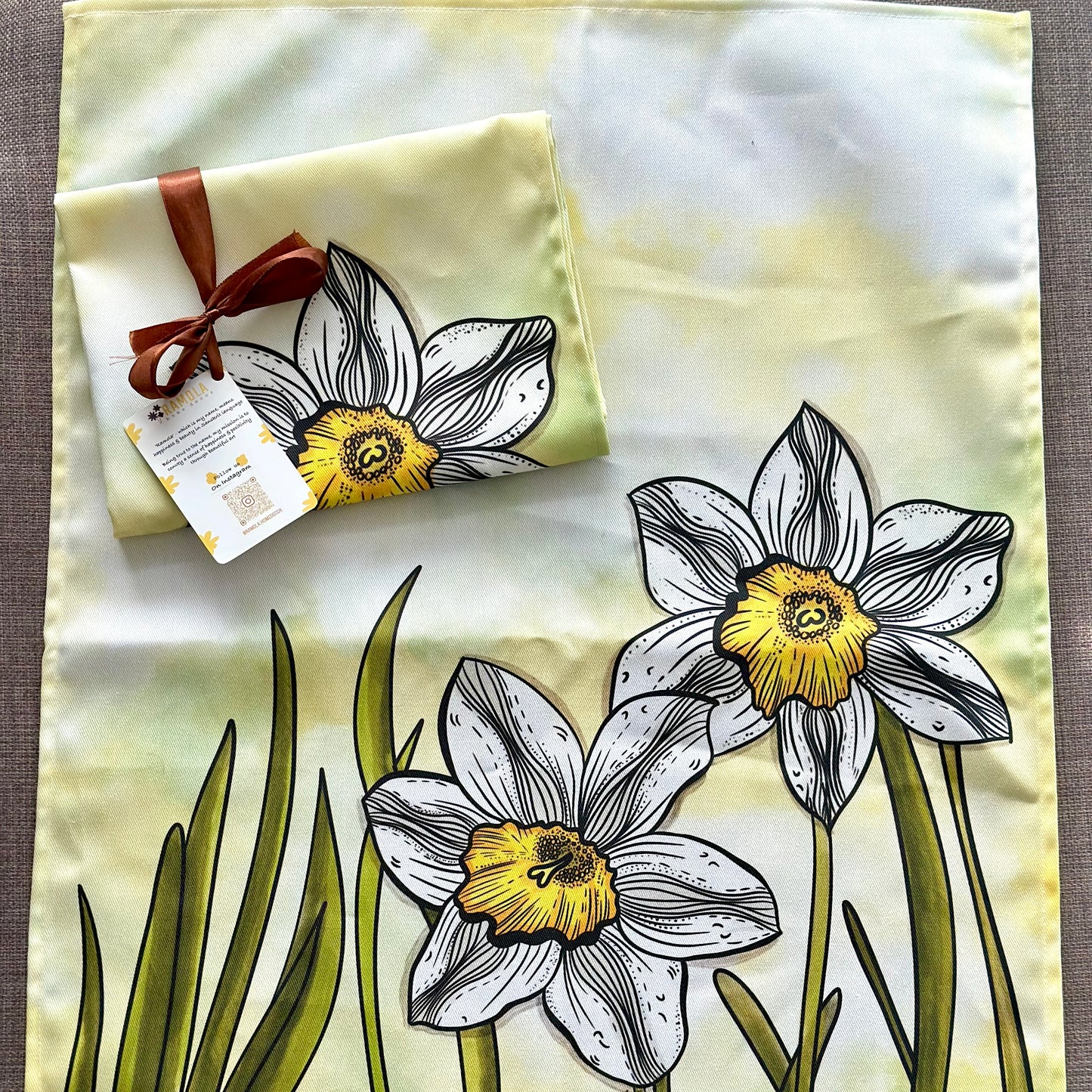 Daffodil tea towel